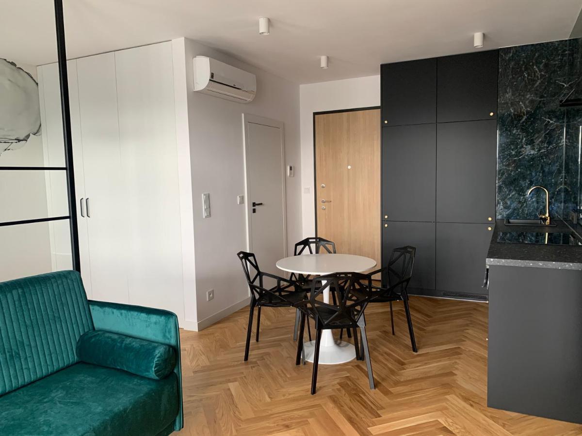 Apartamenty Wola Goleszowska Варшава Екстер'єр фото